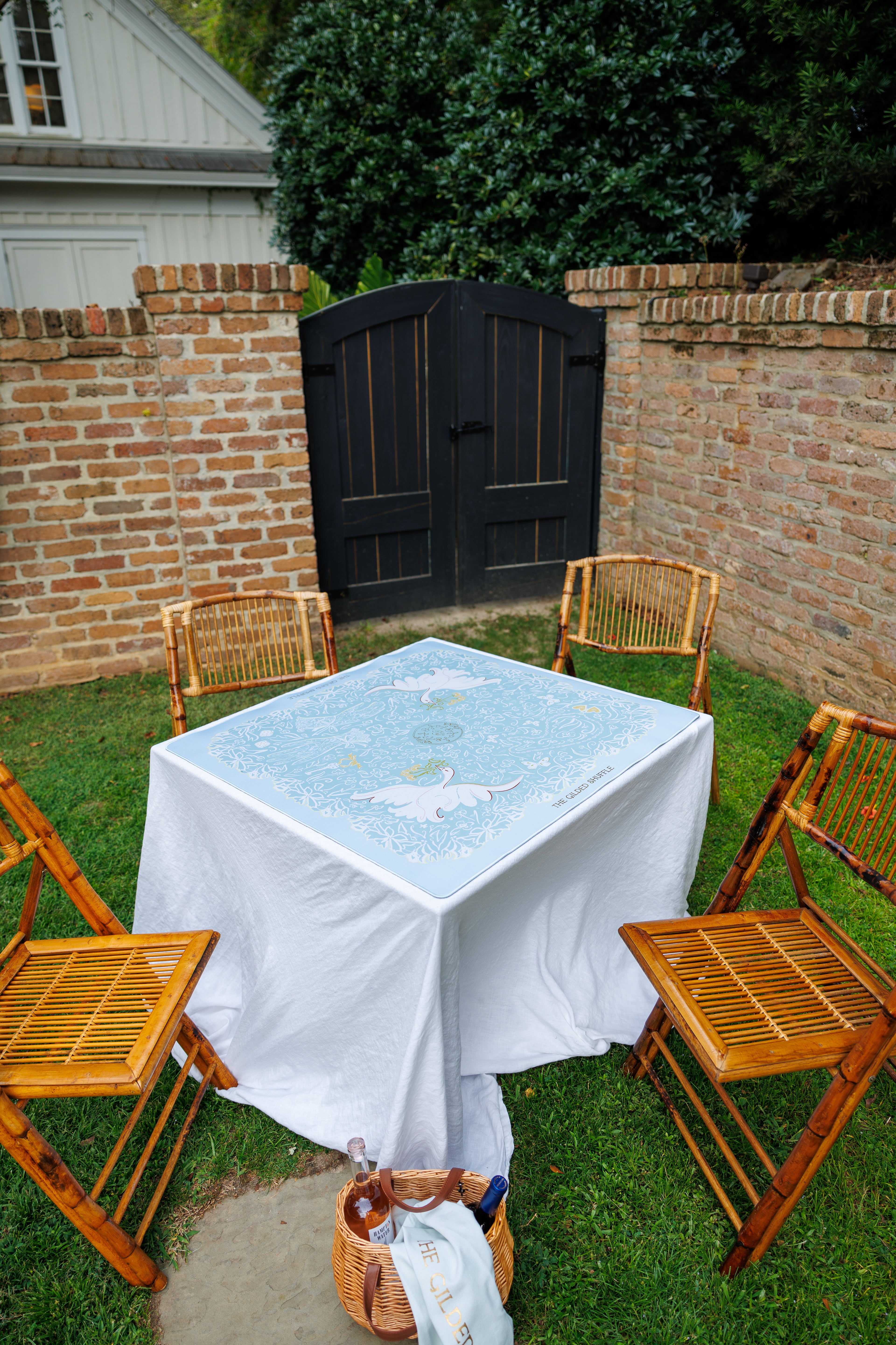 The Signature Gilded Mat